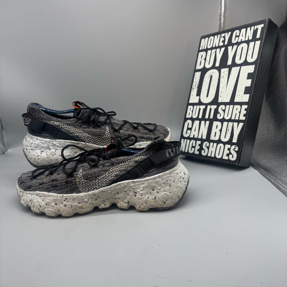 Size 9.5 - Nike Space Hippie 04 Iron Grey Men Running Walking Shoe Sneaker